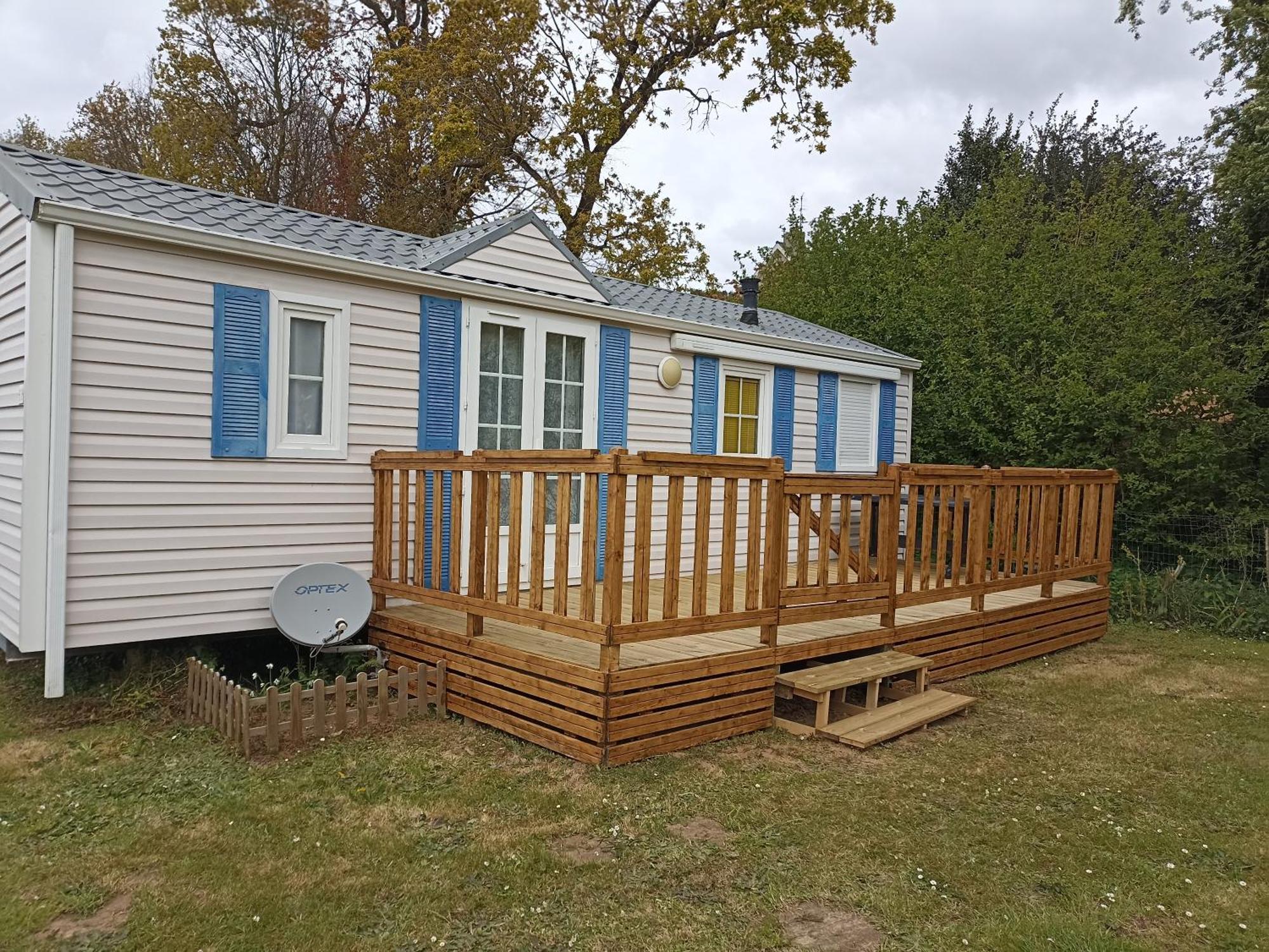 Mobil-Home Dans Camping Municipal Kermaria-Sulard Luaran gambar